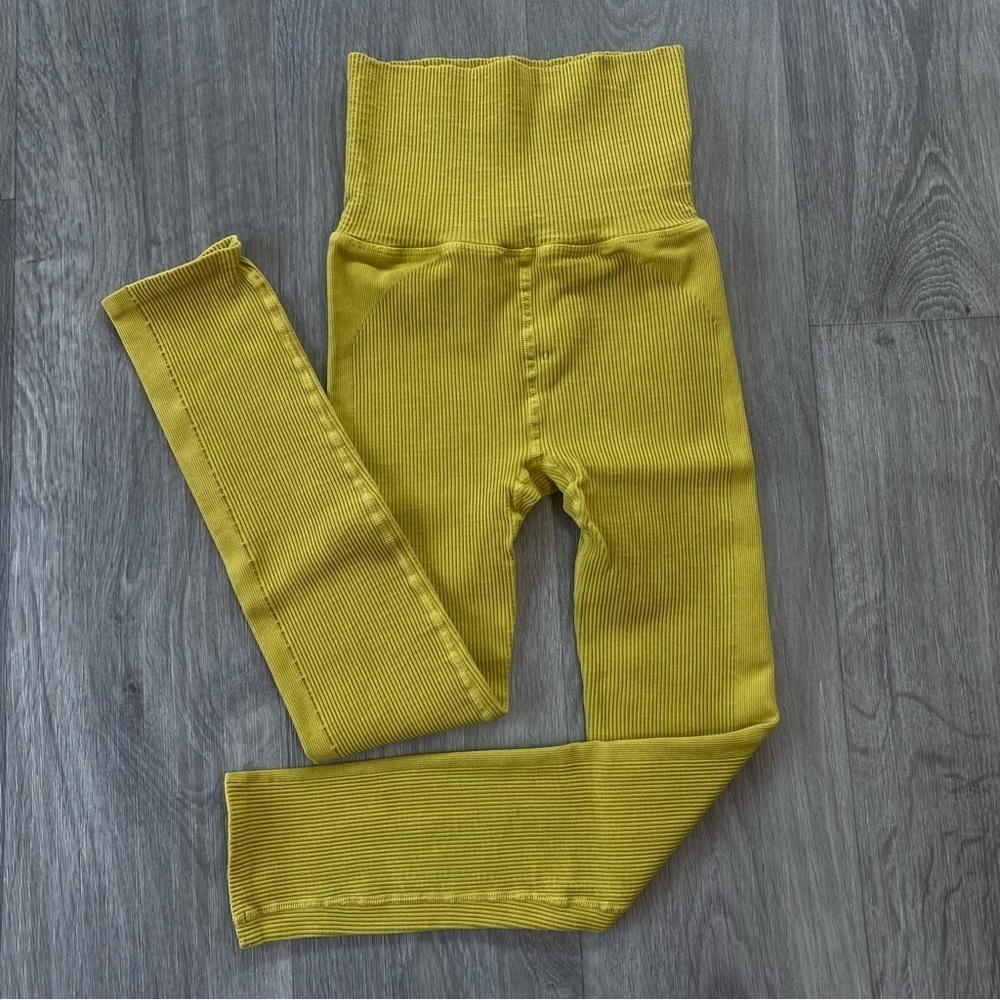 NEW FP Movement Ultra High-Rise 7/8 Happiness Runs Leggings Size XS/S